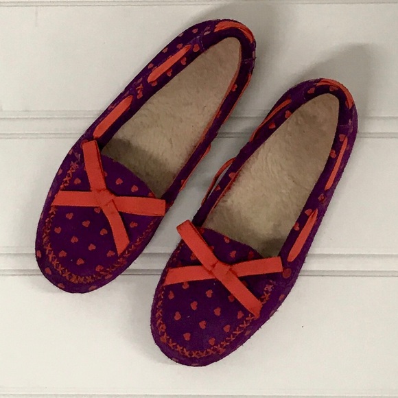 UGG Girls “I Heart Belle” Slipper - Picture 7 of 8